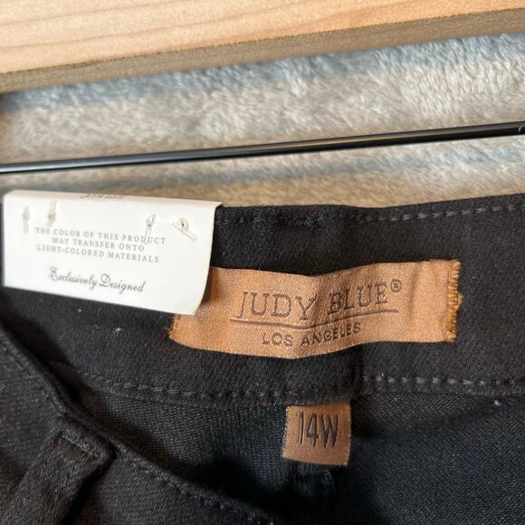 Judy Blue Black Skinny Jeans with Heavy Distressing‎ and Raw Hem Sz 14W New - Picture 7 of 8